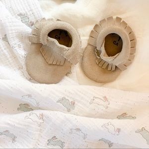Freshly Picked Stone Suede Baby Moccasins